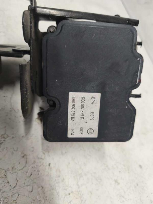 BLOC HYDRAULIC ABS VW/AUDI/SEAT/SKODA - Vue 2